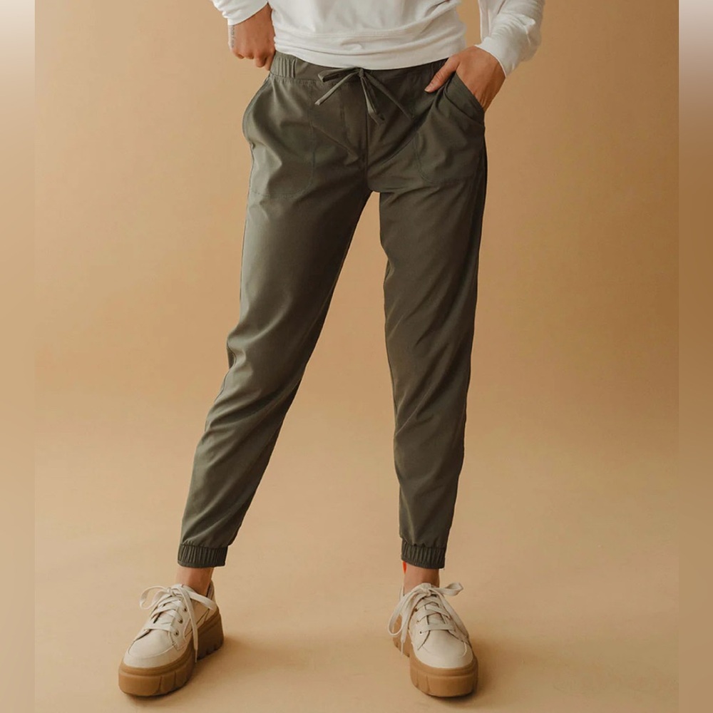 Women’s Albion Olive Jetsetter Pants